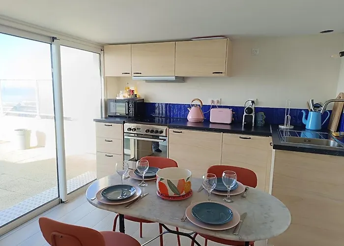 La Terrasse, Duplex Front De Apartment Carolles